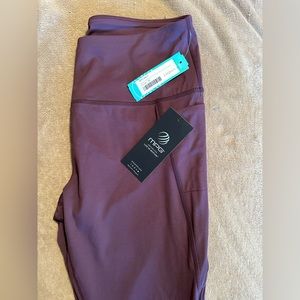 MPG Sport Purple Athletic Leggings with Pockets